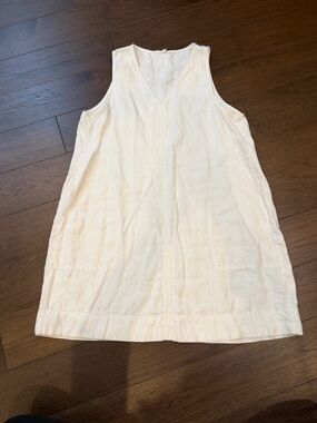 Splendid Collection V-Neck Cotton Shift Dress in White in Large - C30-004